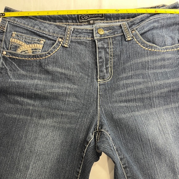 Cato Premium Womens Plus Size 16WP Dark Wash Embroidered Contrast Stitch Jean D4 - Picture 8 of 16